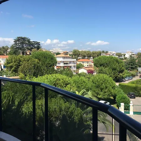 Front Luxury Near Airport Lejlighed *