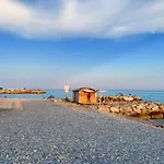 Front Luxury Near Airport * Cagnes-sur-Mer