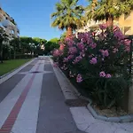 Apartment Front Luxury Near Airport