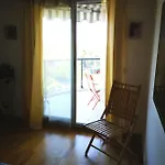 Front Luxury Near Airport Apartment *