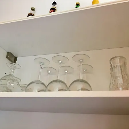 Διαμέρισμα Front Luxury Near Airport *