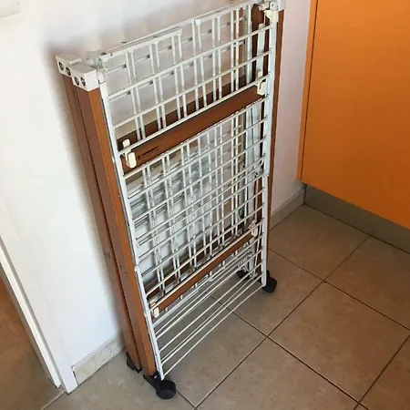 Front Luxury Near Airport Καν-συρ-Μερ