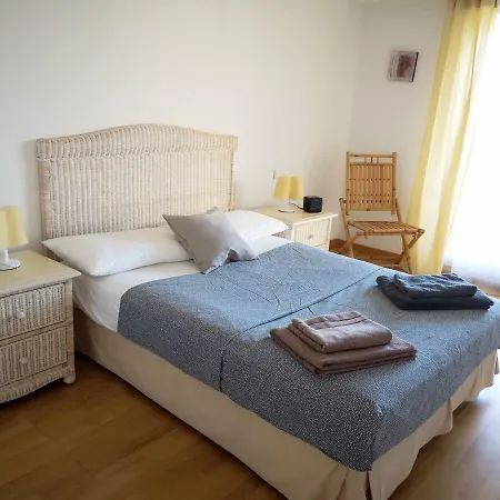 Front Luxury Near Airport Καν-συρ-Μερ